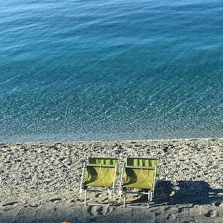 Le Cinque Vele ***** Cinque Terre Monterosso al Mare