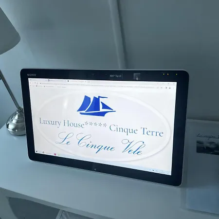 Le Cinque Vele ***** Cinque Terre * Monterosso al Mare