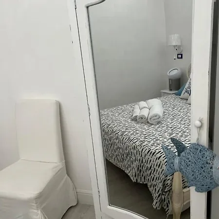 Le Cinque Vele ***** Cinque Terre Apartment Monterosso al Mare