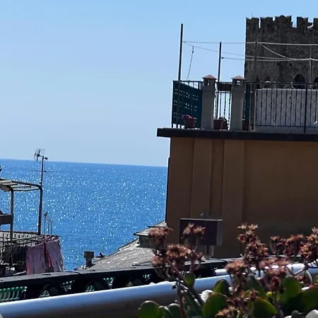 Le Cinque Vele ***** Cinque Terre * Monterosso al Mare