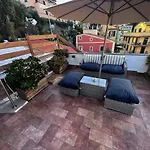 アパート Le Cinque Vele ***** Cinque Terre モンテロッソ・アル・マーレ