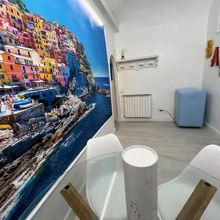 Le Cinque Vele ***** Cinque Terre مونتيروسّو ال ماري