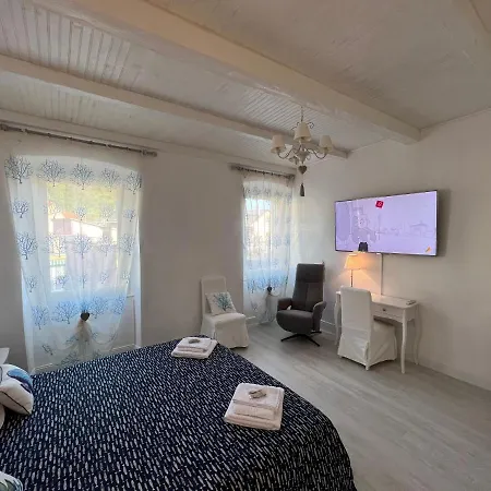 Le Cinque Vele ***** Cinque Terre مونتيروسّو ال ماري