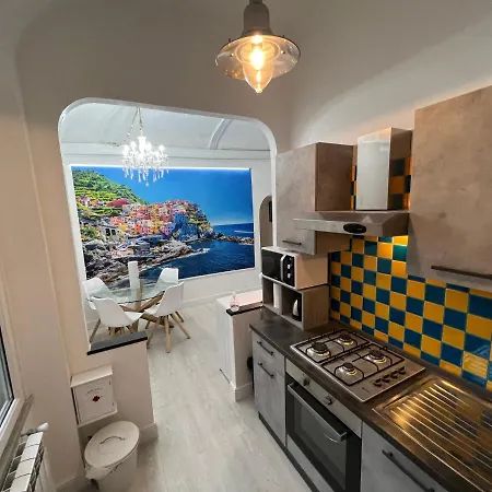 Le Cinque Vele ***** Cinque Terre * مونتيروسّو ال ماري