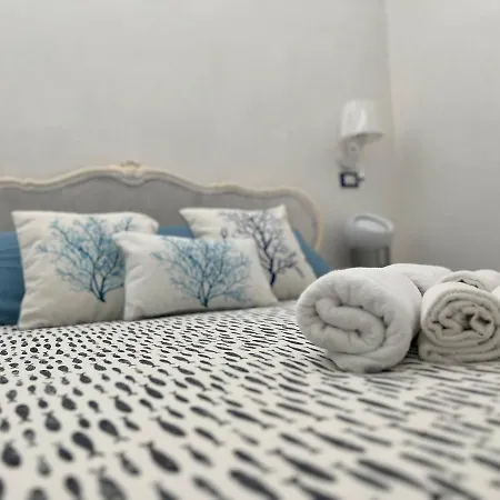 Le Cinque Vele ***** Cinque Terre * مونتيروسّو ال ماري